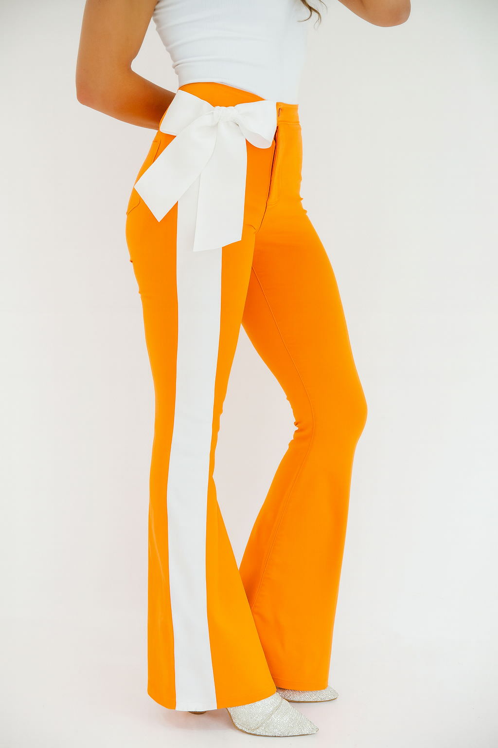 IT'S GAMEDAY WHITE BOW ORANGE FLARES FLARES Judith March