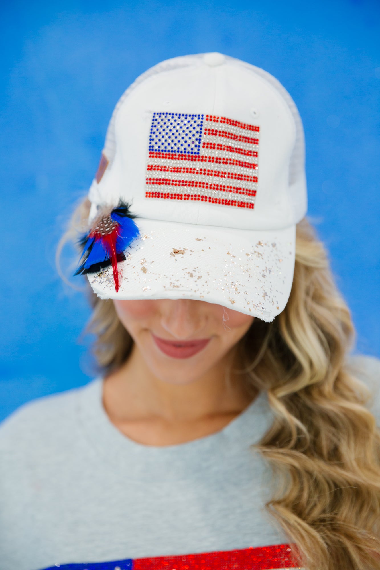 AMERICAN FLAG WHITE HAT HAT Judith March YES- SPARKLE SPRAY