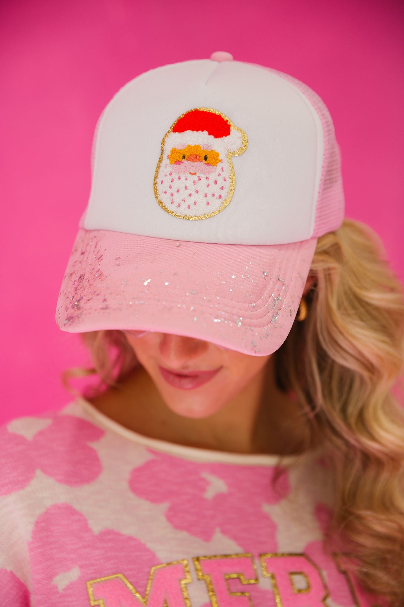 SANTA GLITTER TRUCKER HAT HAT Judith March