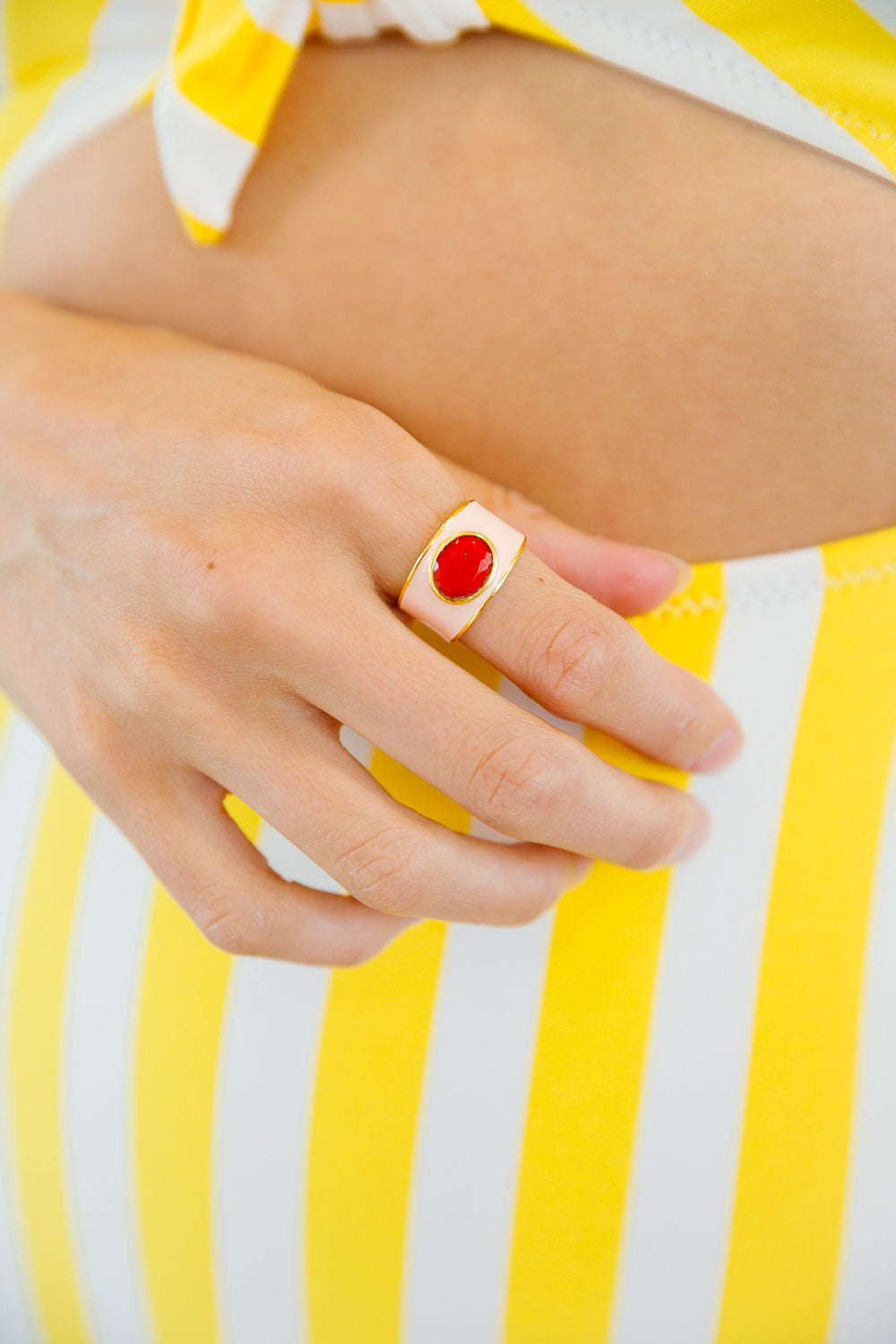 SCARLET GEM RING RING Judith March