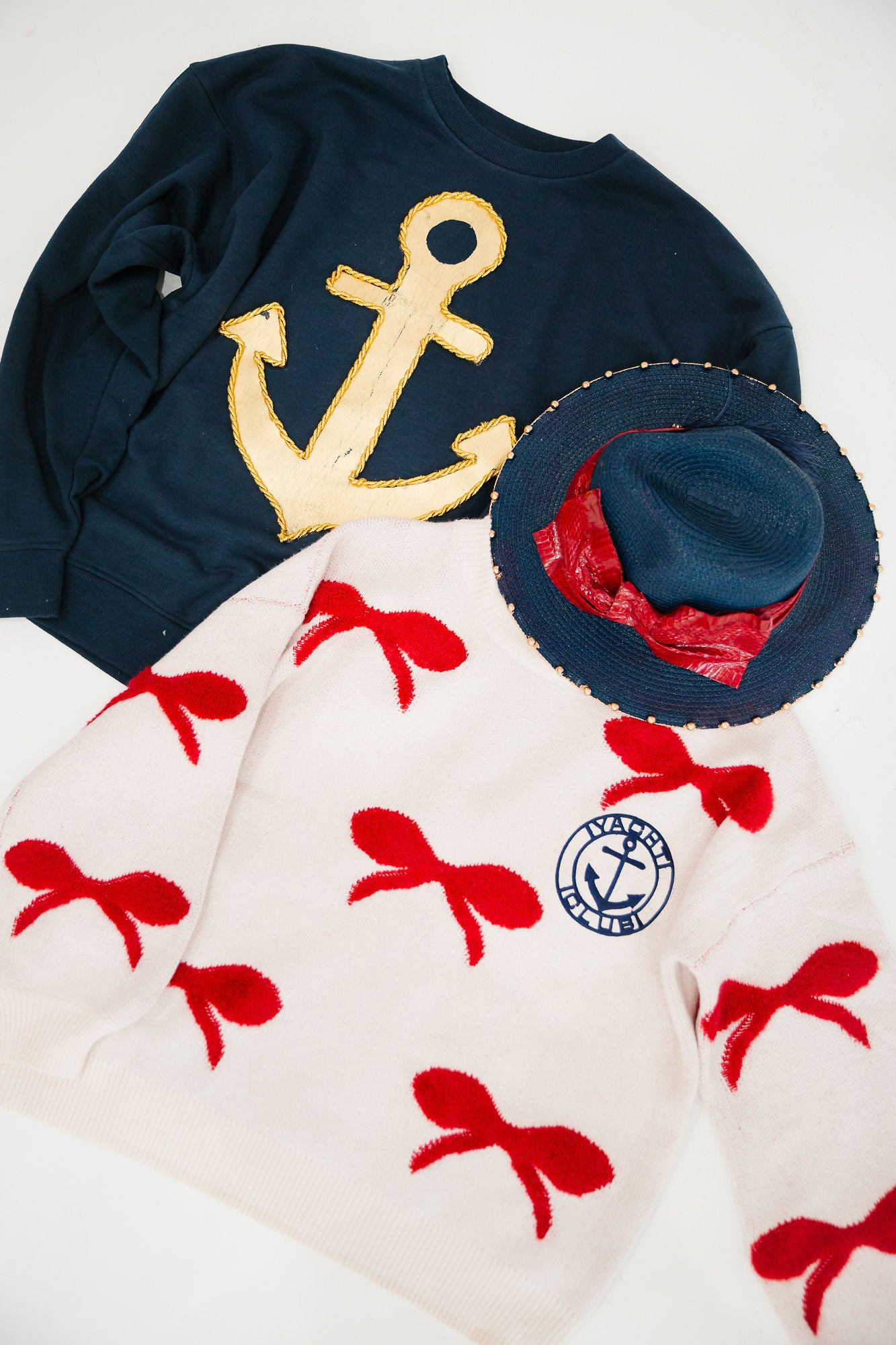 YACHT CLUB RED BOW SWEATER SWEATER Judith March