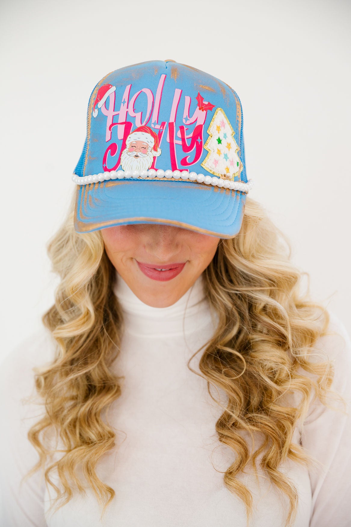 SANTA'S HOLLY JOLLY TRUCKER HAT TRUCKER HAT Judith March