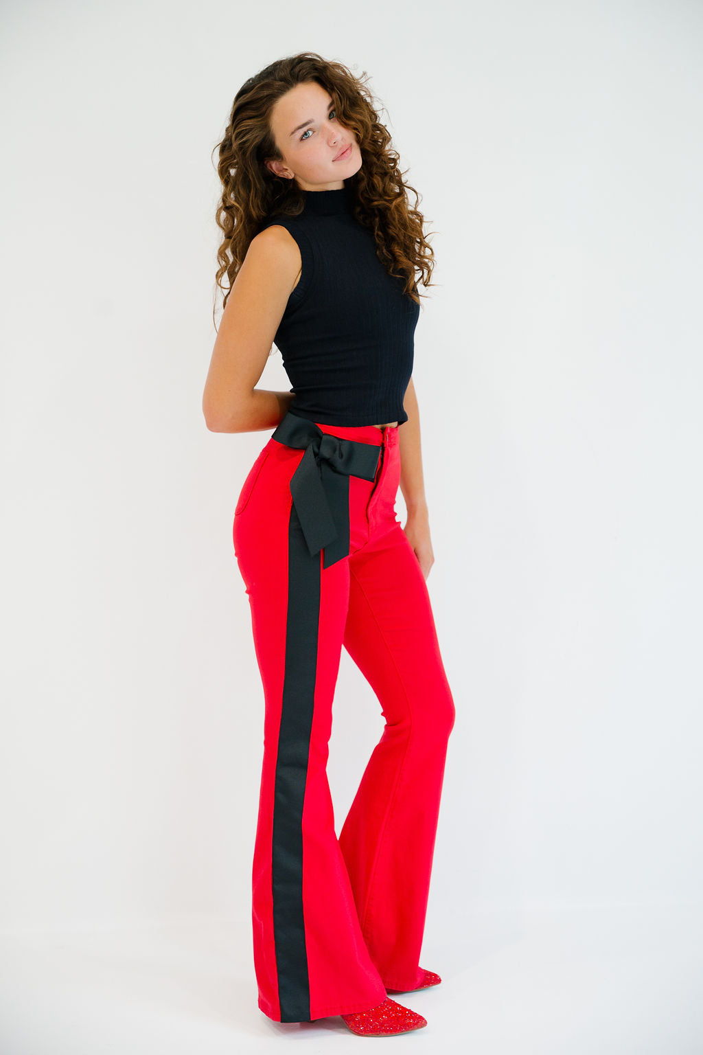 IT'S GAMEDAY BLACK BOW RED FLARES FLARES Judith March