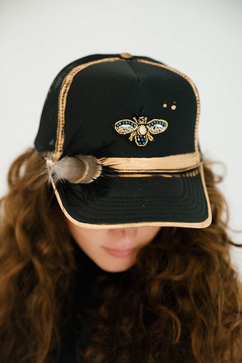 GOLDEN BEE BLACK TRUCKER HAT TRUCKER HAT Judith March