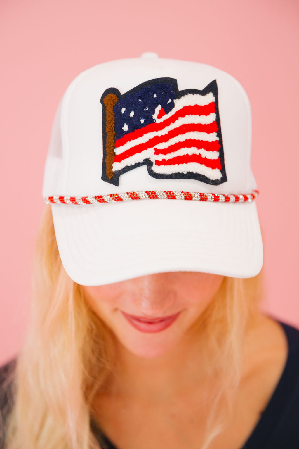 INDEPENDENCE DAY WHITE TRUCKER HAT TRUCKER HAT Judith March