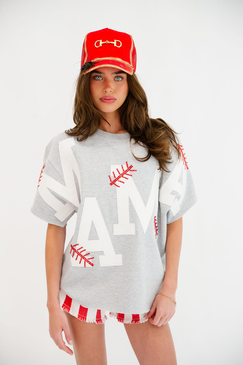 MAMA BASEBALL GREY SLEEVELESS PULLOVER PULLOVER Judith March