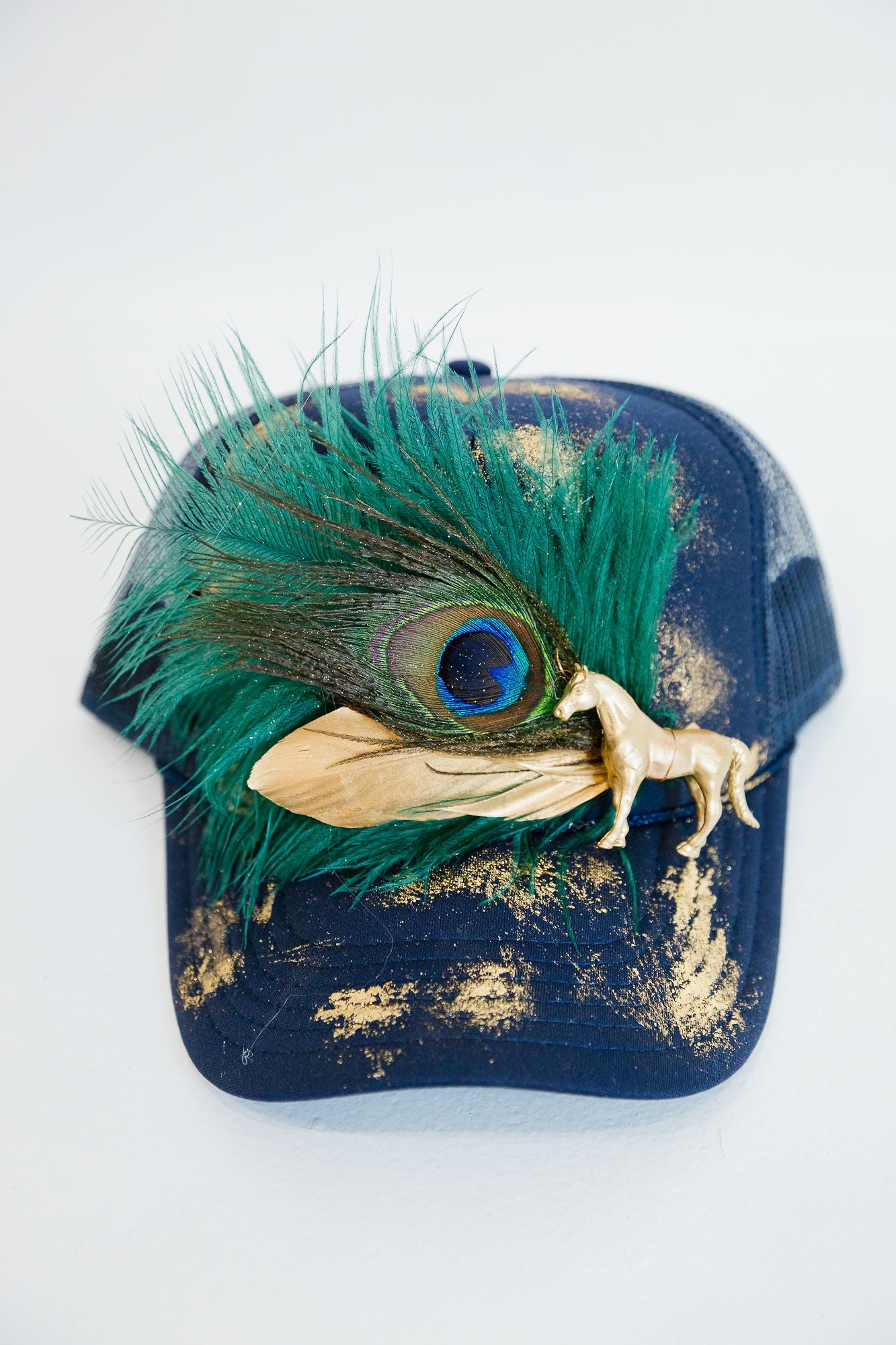 GOLD HORSE VINTAGE FEATHER TRUCKER HAT TRUCKER HAT Judith March