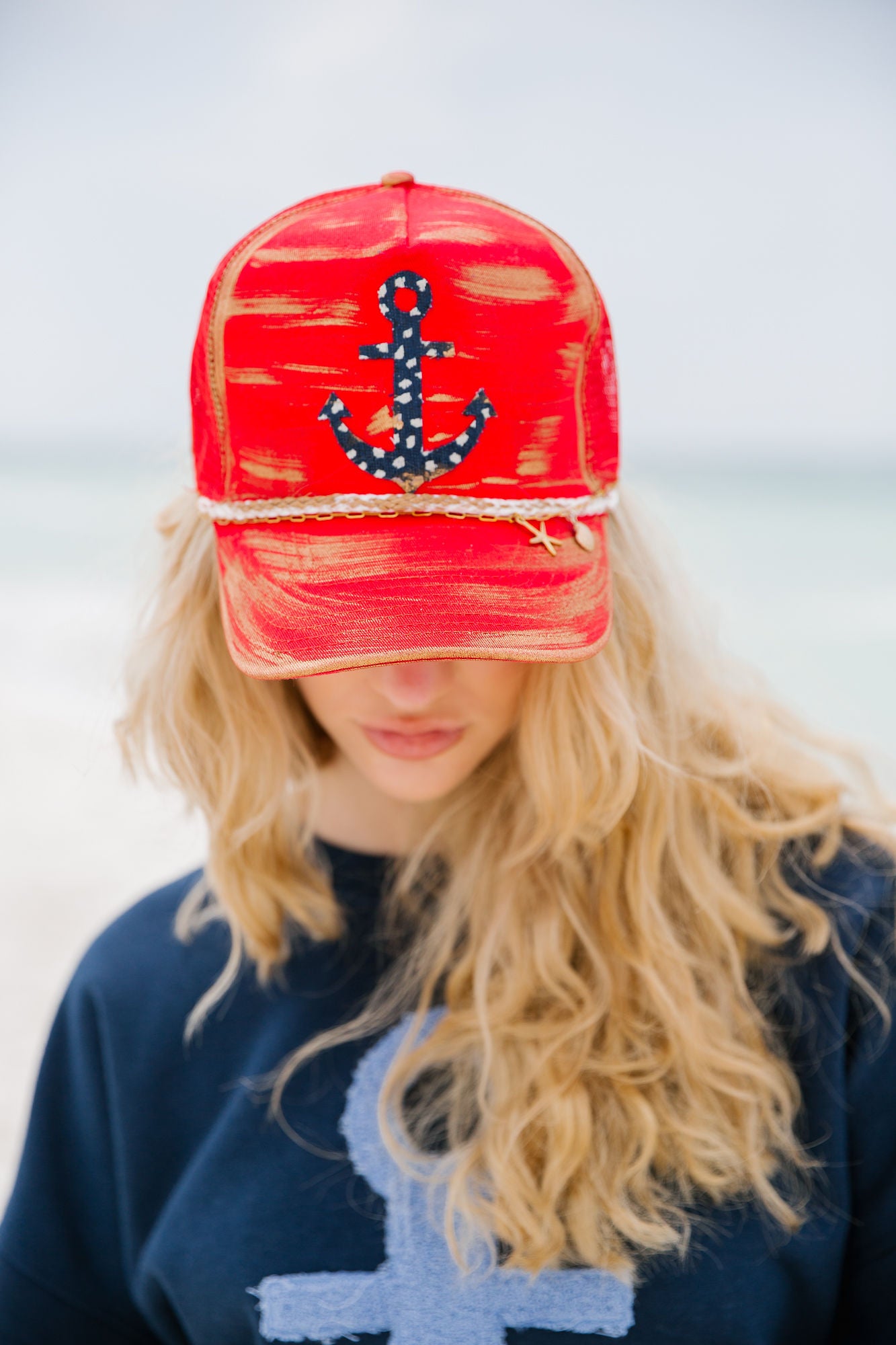 ANCHOR CHARMS RED STRUCTURED HAT TRUCKER HAT Judith March