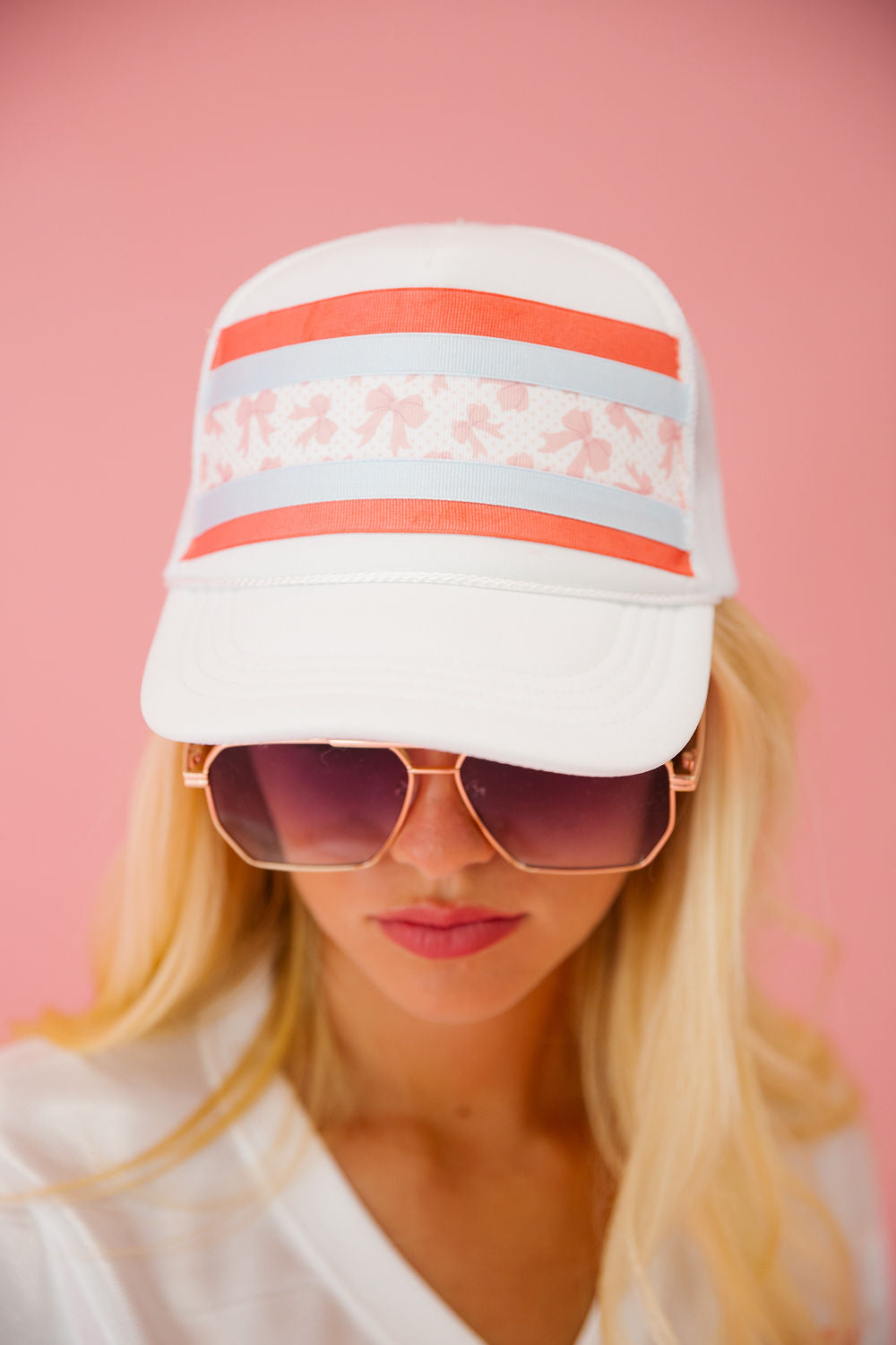 GAME DAY BOW TRUCKER HAT HAT Judith March