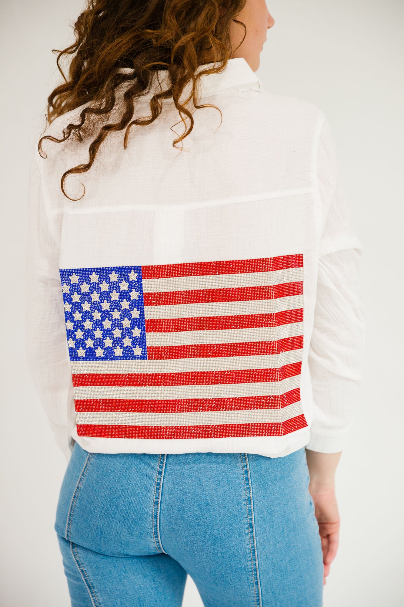 *AMERICAN FLAG WHITE BUTTON DOWN - SMALL PULLOVER Judith March