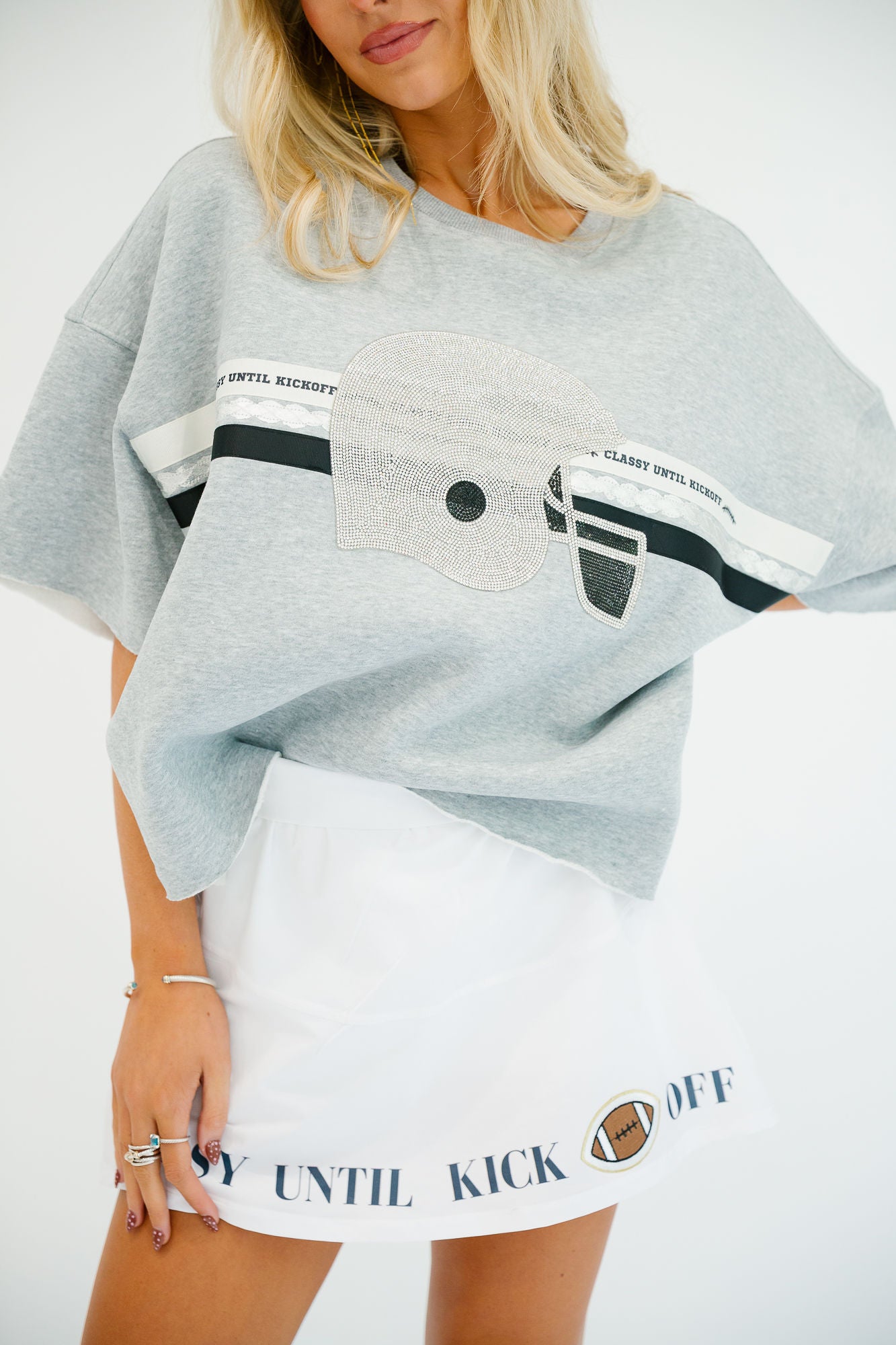 CLASSY UNTIL KICKOFF GREY SLEEVELESS PULLOVER PULLOVER Judith March