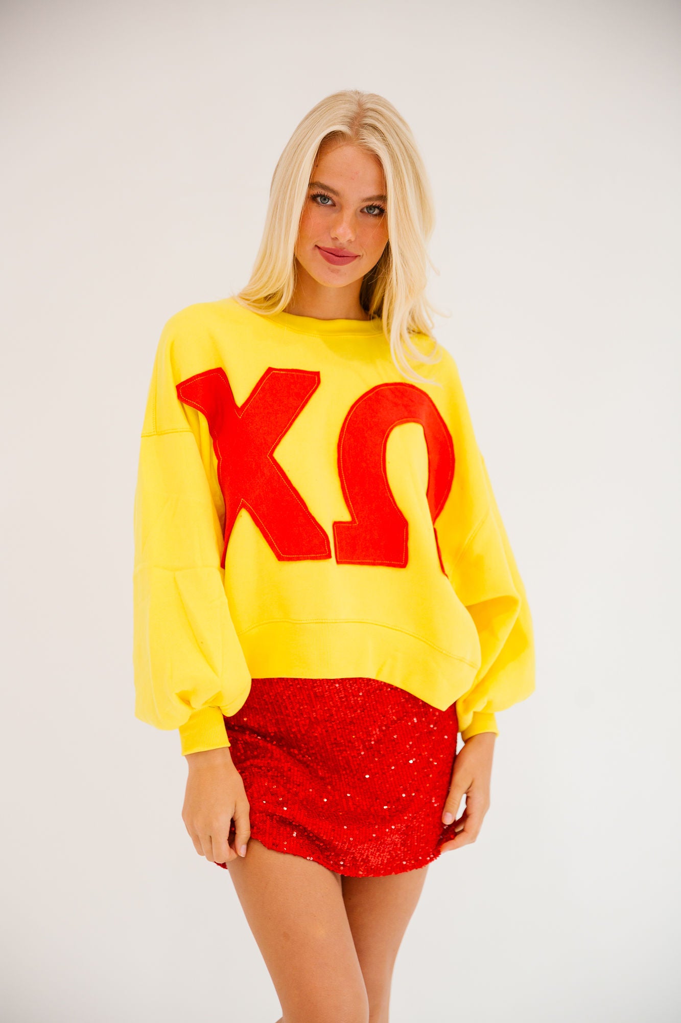 CHI OMEGA YELLOW PULLOVER PULLOVER Judith March