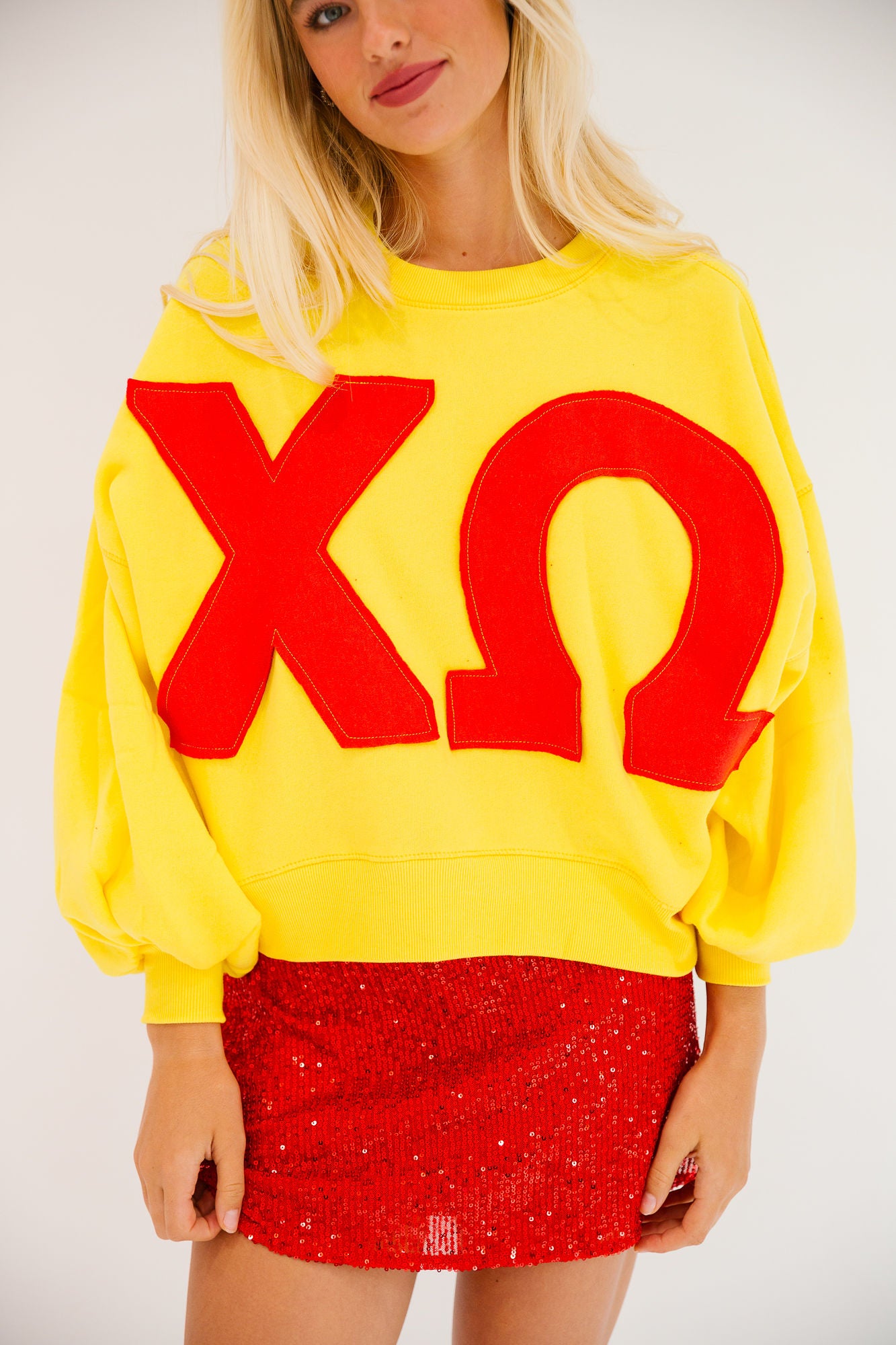 CHI OMEGA YELLOW PULLOVER PULLOVER Judith March