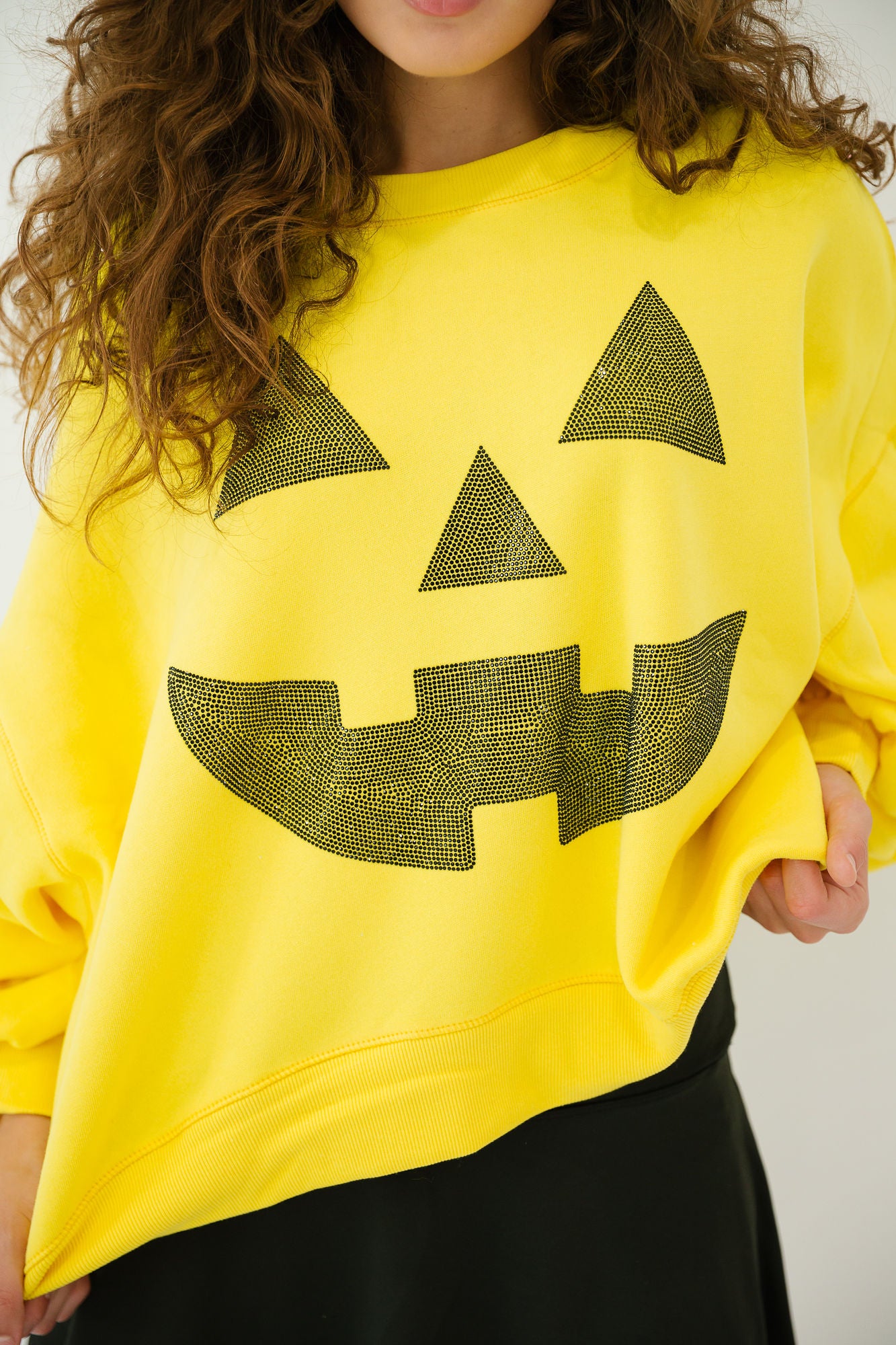 HALLOWEEN PULLOVERS Judith March YELLOW SMALL