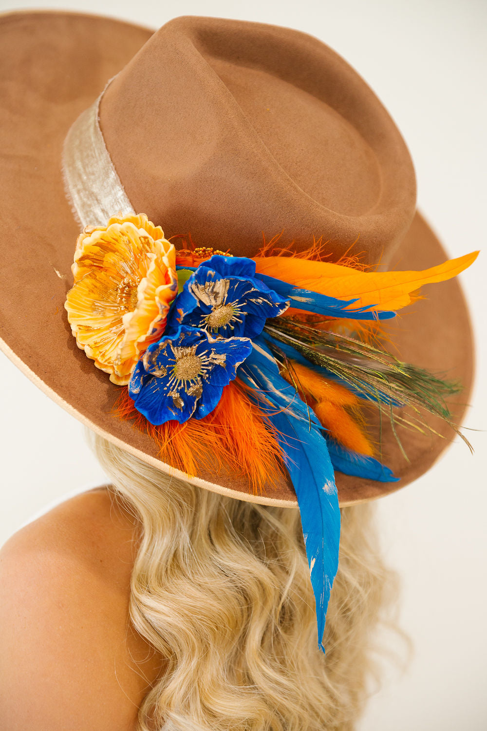 SATURDAY IN THE SOUTH RACHER HAT RANCHER HAT Judith March
