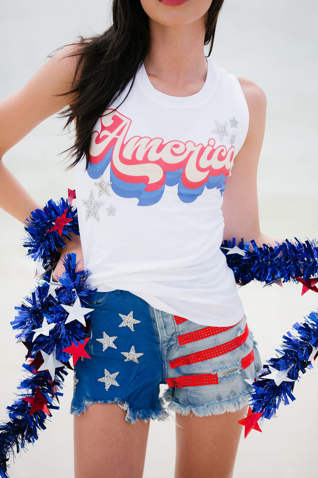 AMERICA WHITE TANK TANK Judith March