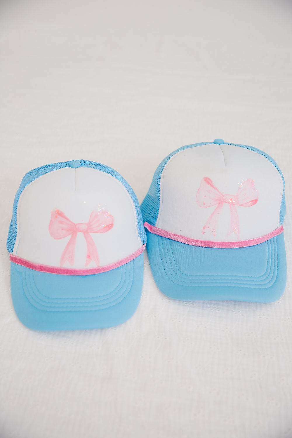 MINI KIDS PINK BOW TRUCKER HAT TRUCKER HAT Judith March