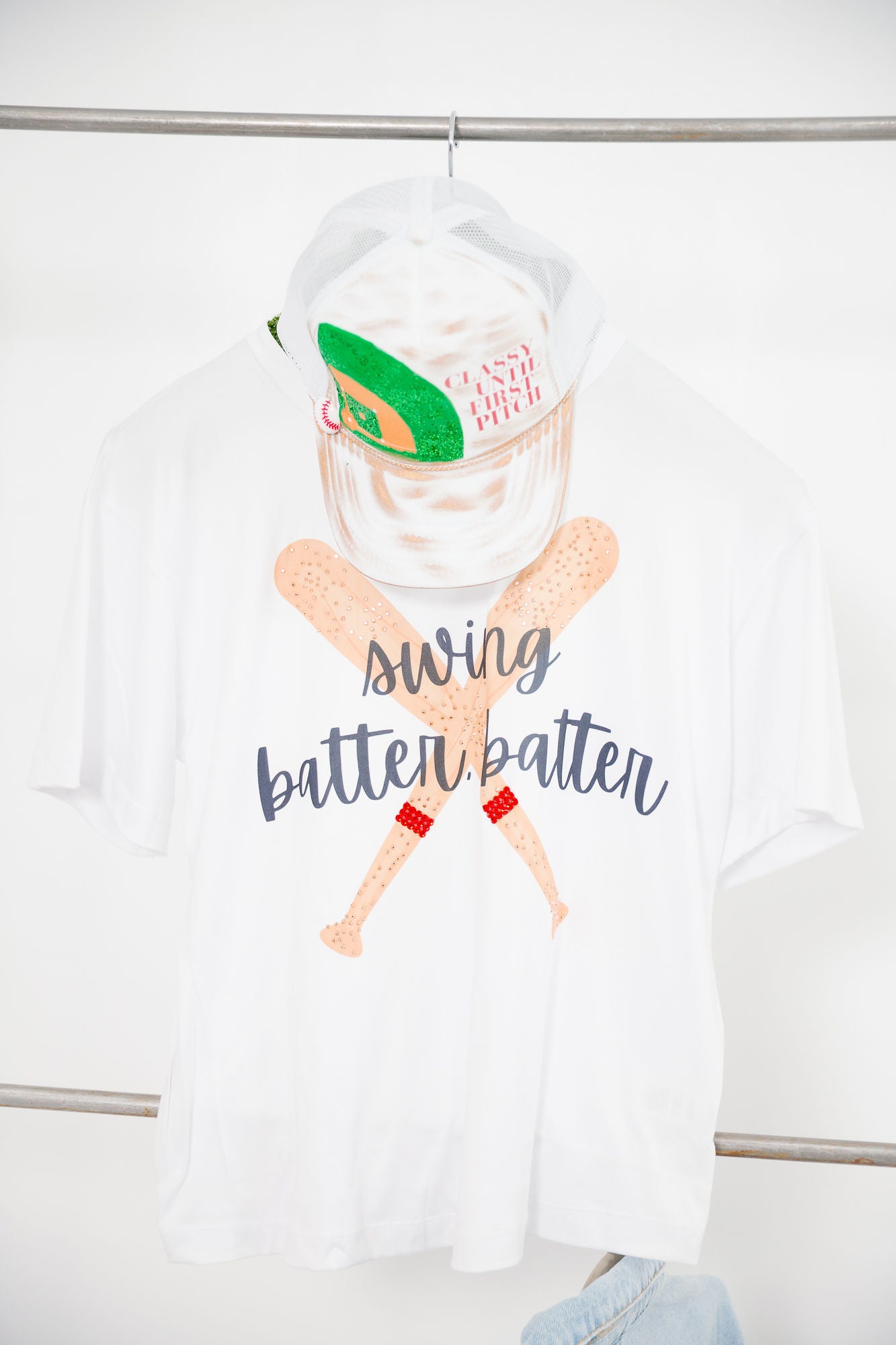 SWING BATTER BATTER TEE TEE Judith March
