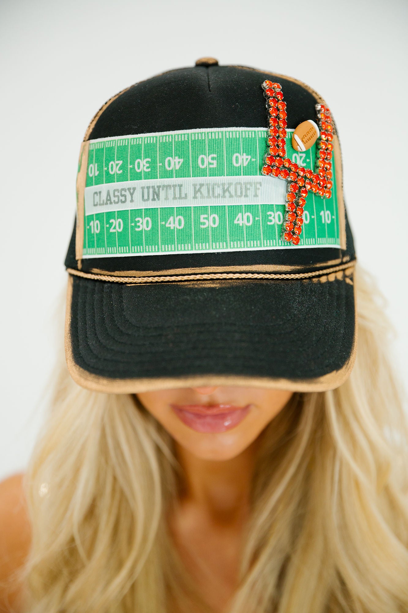DOWN THE FIELD TRUCKER HAT TRUCKER HAT Judith March