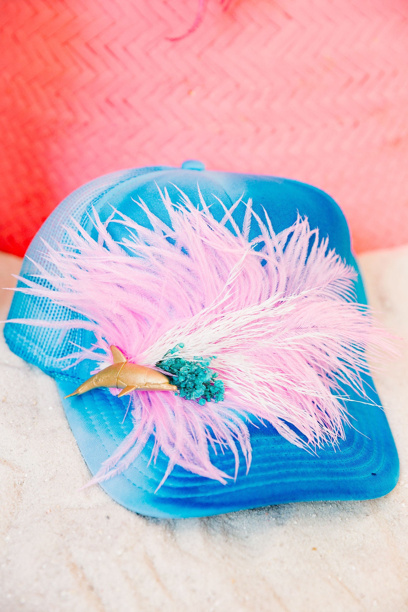 DOLPHIN FEATHER BLUE TRUCKER HAT TRUCKER HAT Judith March
