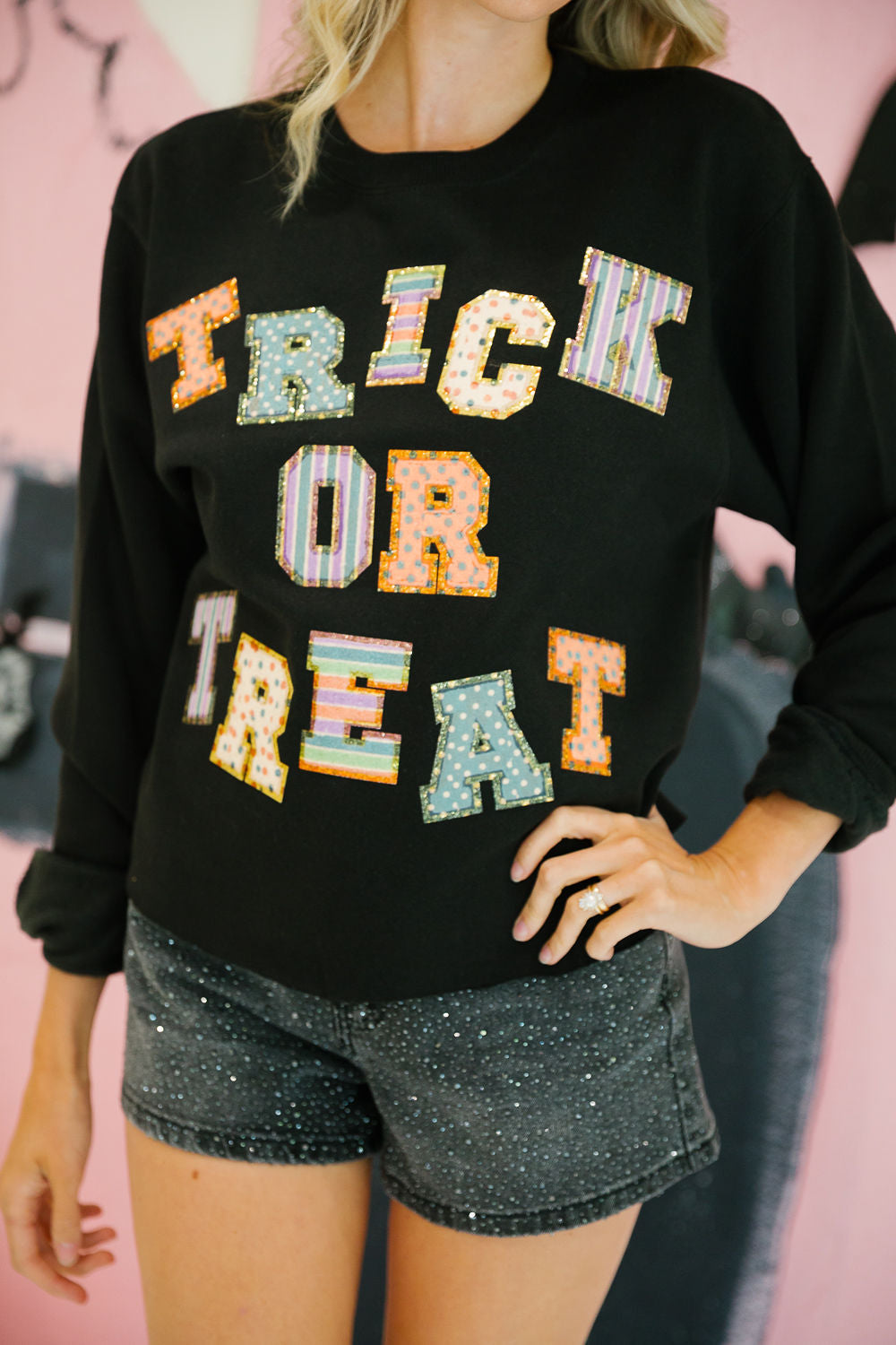 TRICK OR TREAT COLORFUL BLACK PULLOVER PULLOVER Judith March