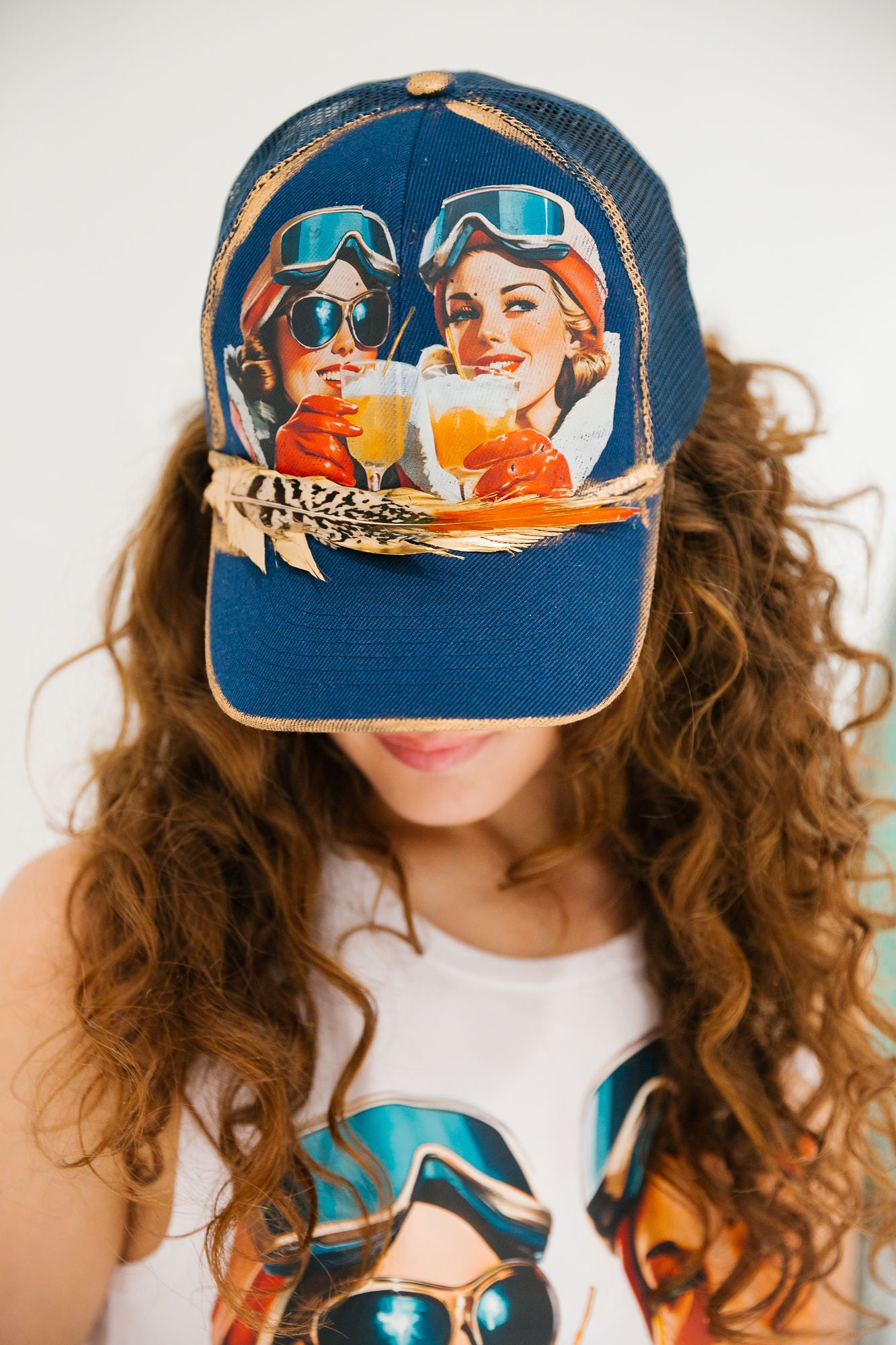 SLOPESIDE SPRITZ NAVY STRUCTURED HAT TRUCKER HAT Judith March