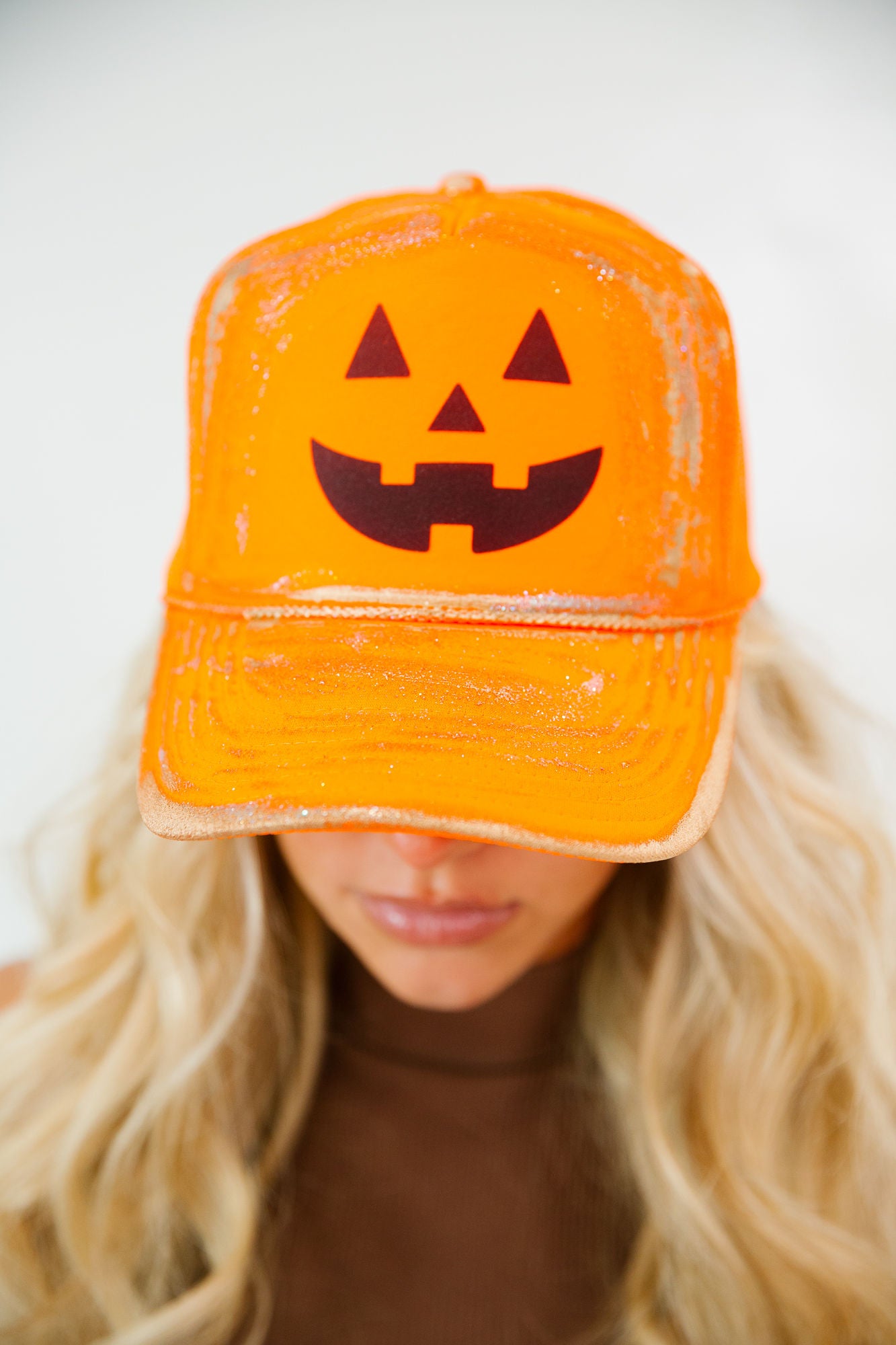 JACK O' LANTERN ORANGE TRUCKER HAT TRUCKER HAT Judith March