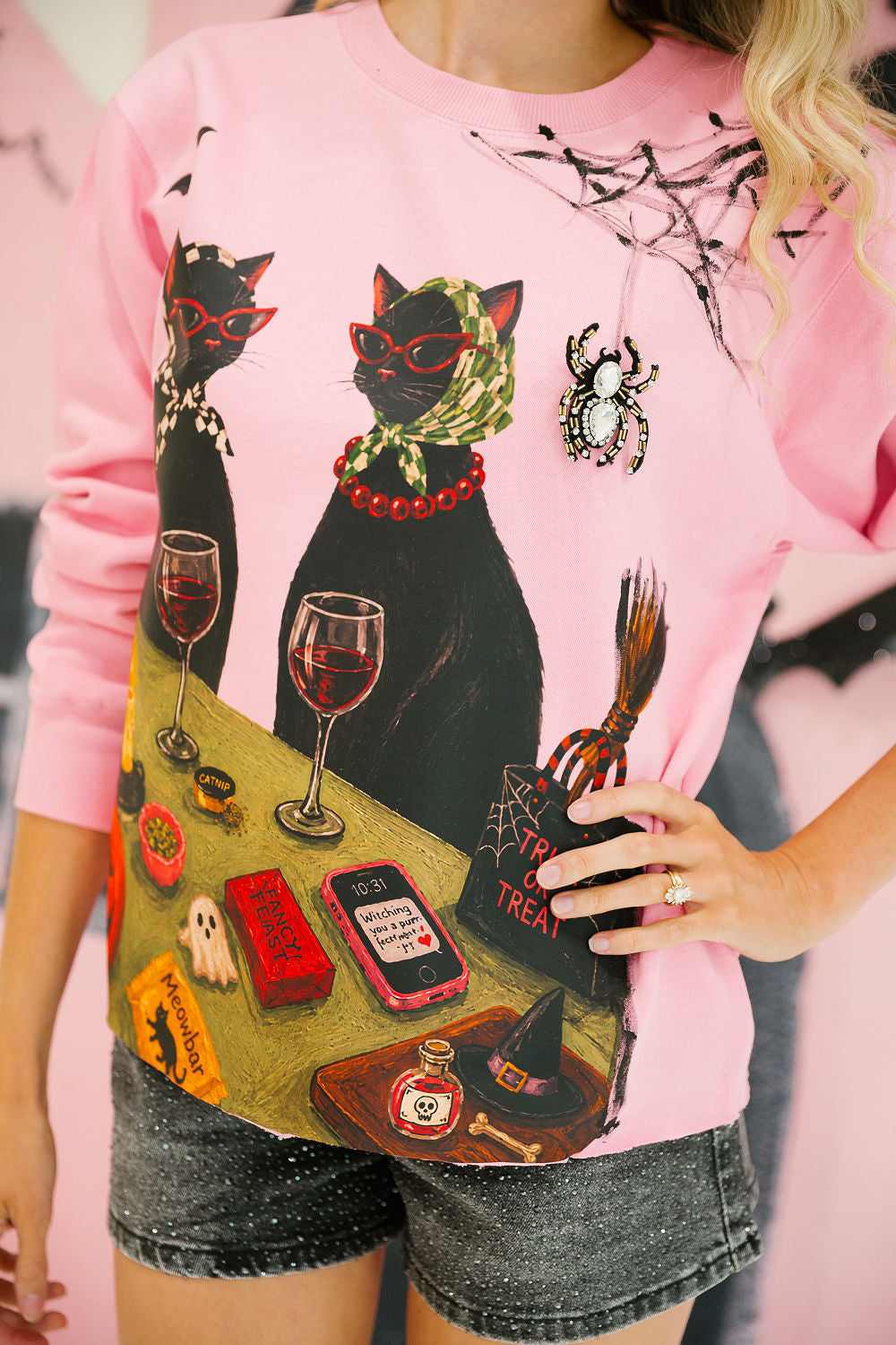 SPOOKY CAT SOCIAL CLUB PINK PULLOVER PULLOVER Judith March