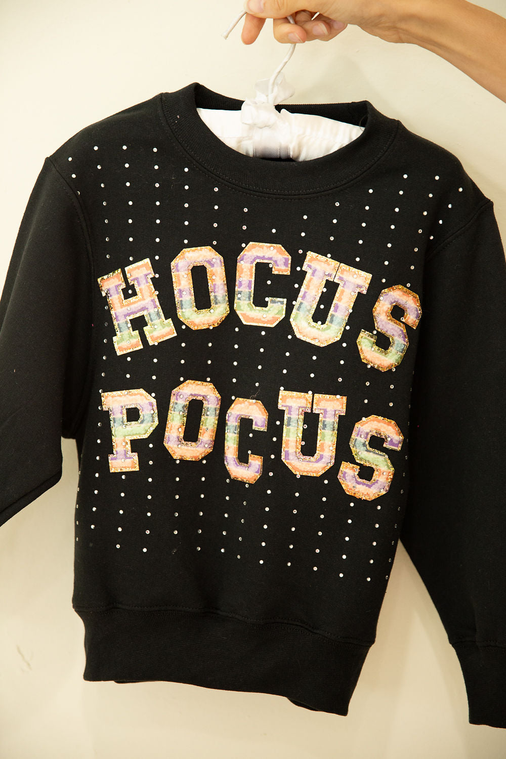 MINI KIDS HOCUS POCUS SPARKLE BLACK PULLOVER PULLOVER Judith March