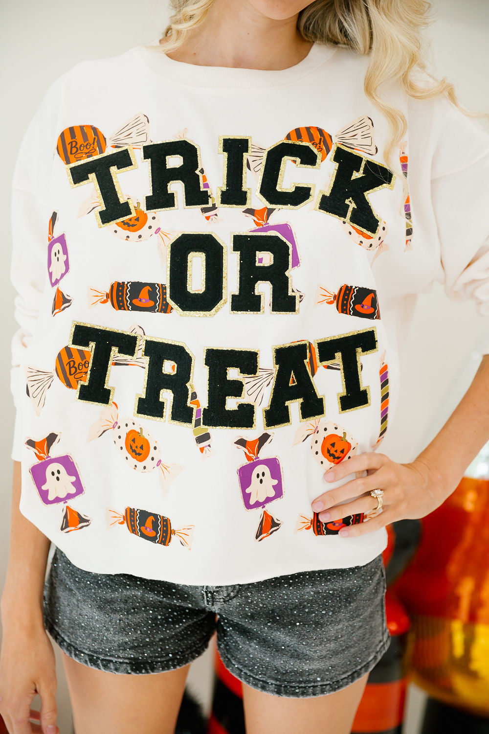 TRICK OR TREAT CANDY WHITE PULLOVER PULLOVER Judith March