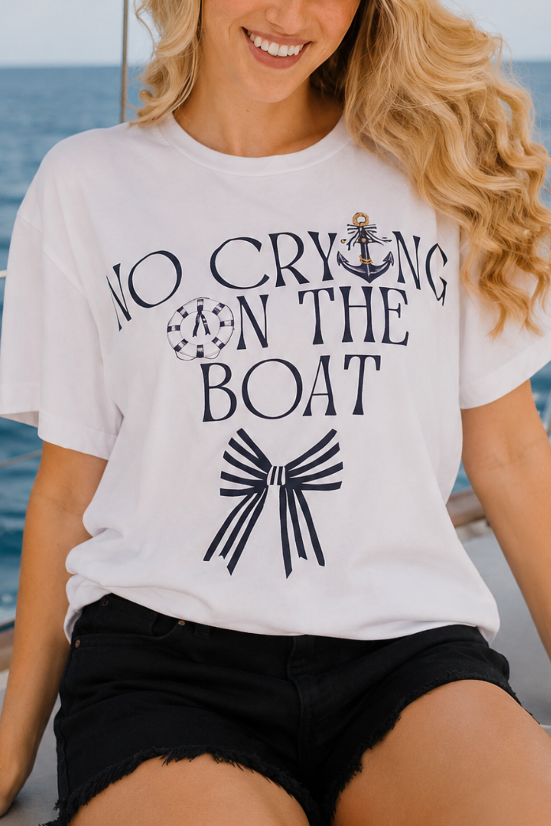 NO CYRING ON THE BOAT TEE TEE Judith March