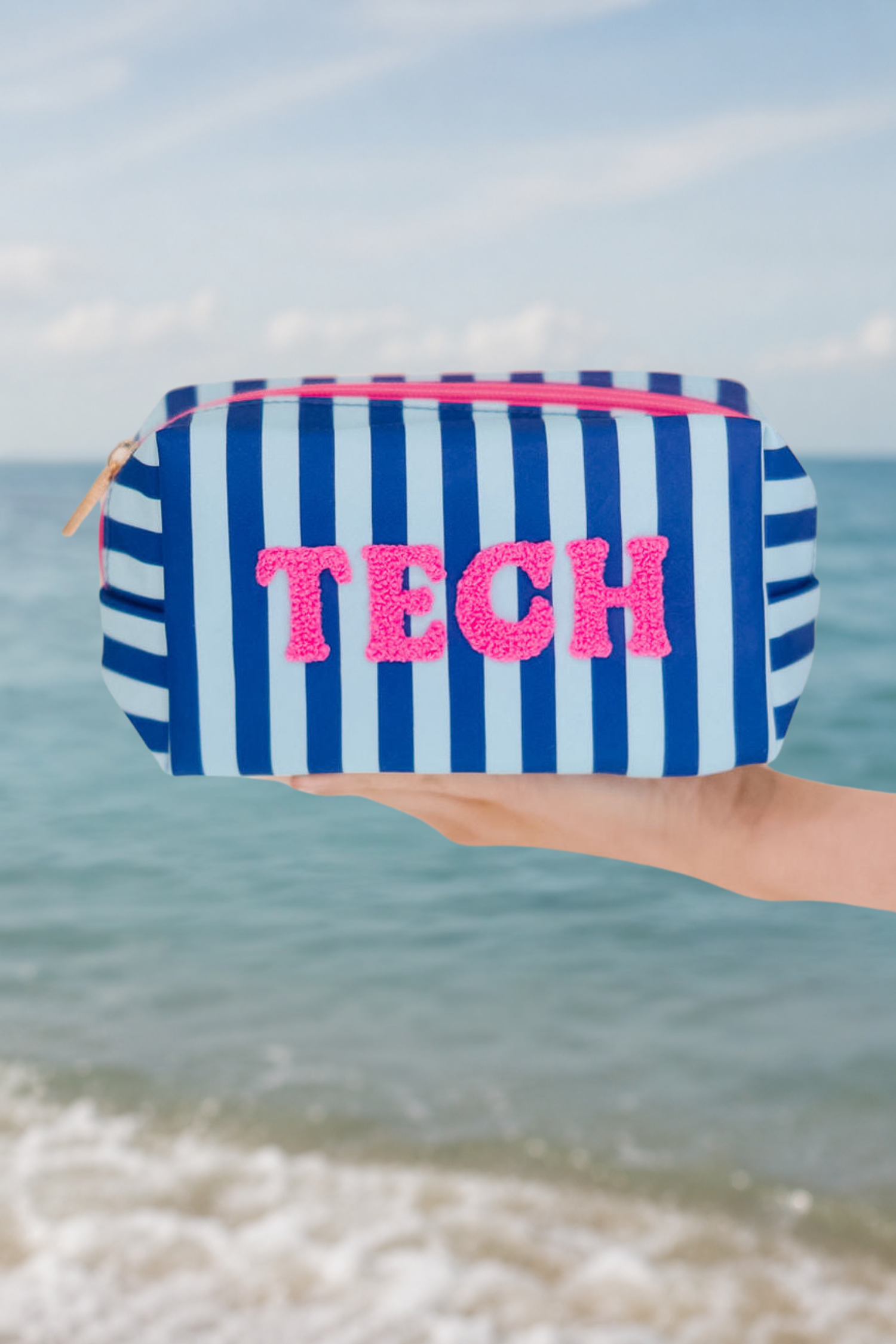 TECH TRAVEL BAG PURSE Judith March