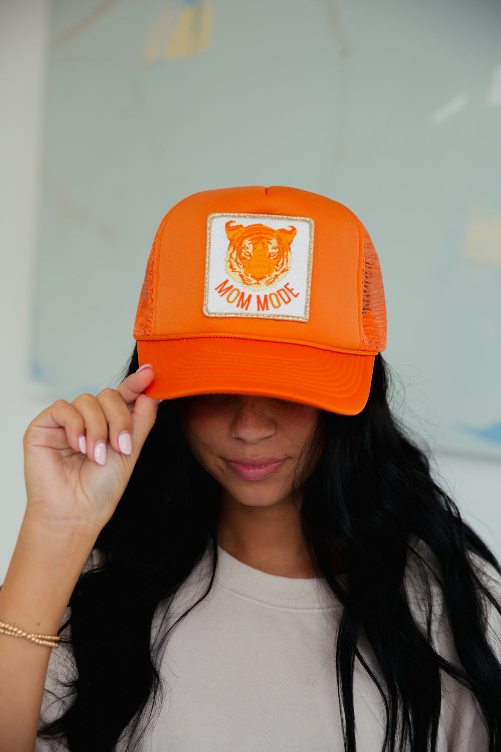 MOM MODE PATCH HAT HAT Judith March ORANGE TRUCKER
