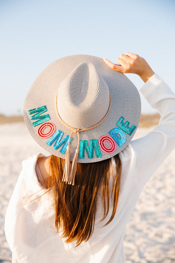 Sun hat with Mom Mode in colorful sequin letters