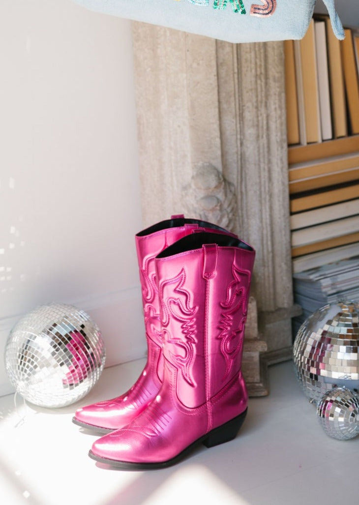 HOT PINK COWGIRL BOOTS – Judith March