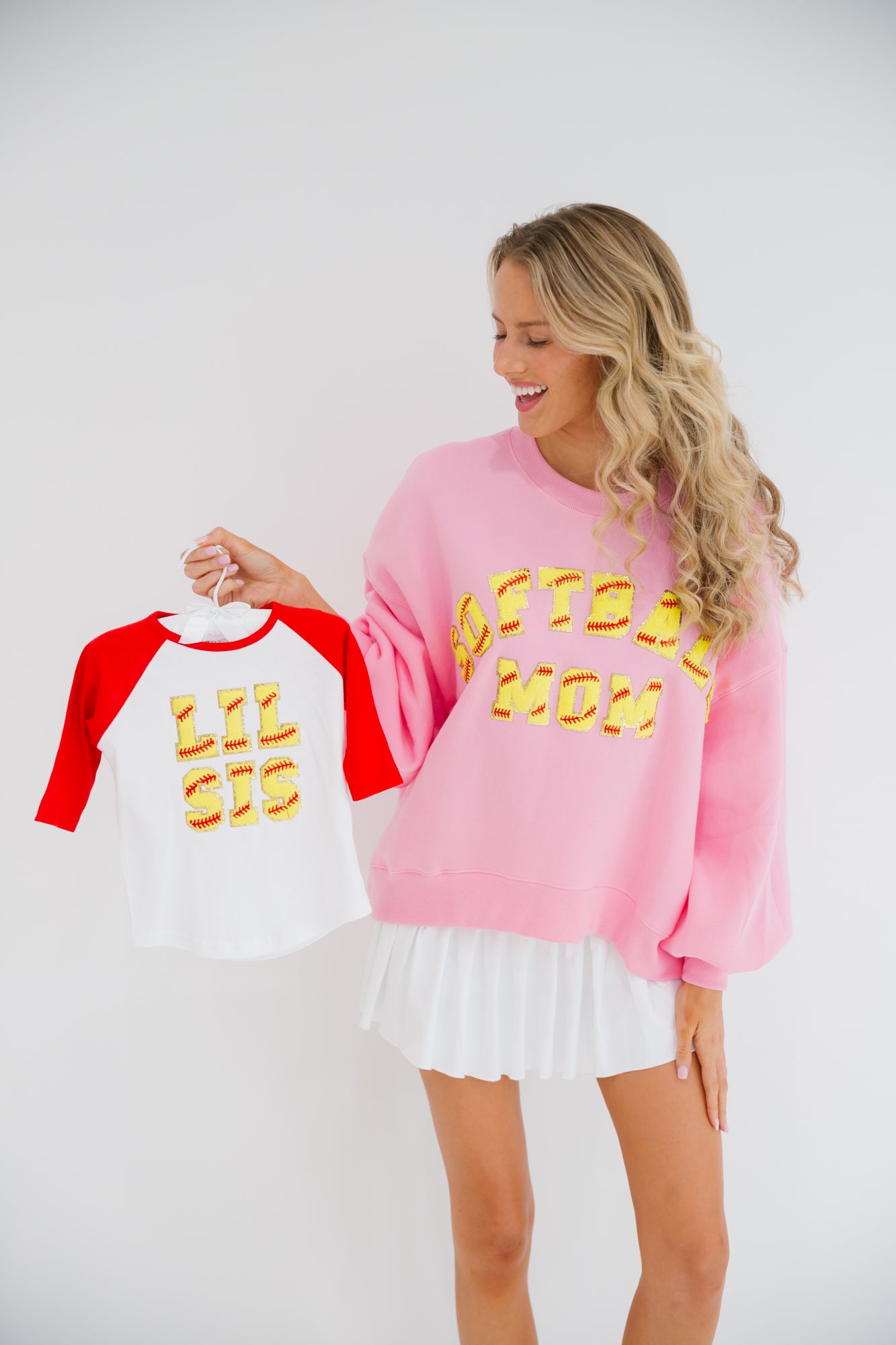 MINI KIDS SOFTBALL SIS TEE Tee Judith March