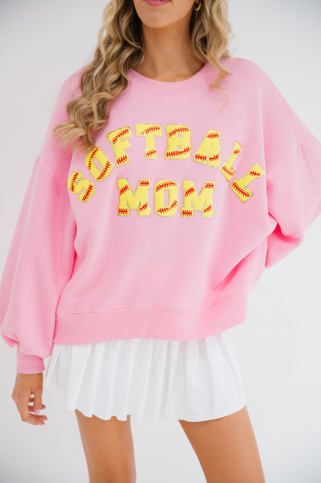 LOUD AND PROUD SOFTBALL MOM PULLOVER pullover Judith March