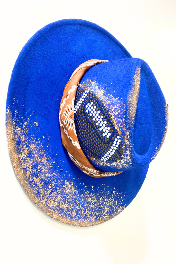 RUNNING UP THE SCORE RANCHER RANCHER HAT Judith March   