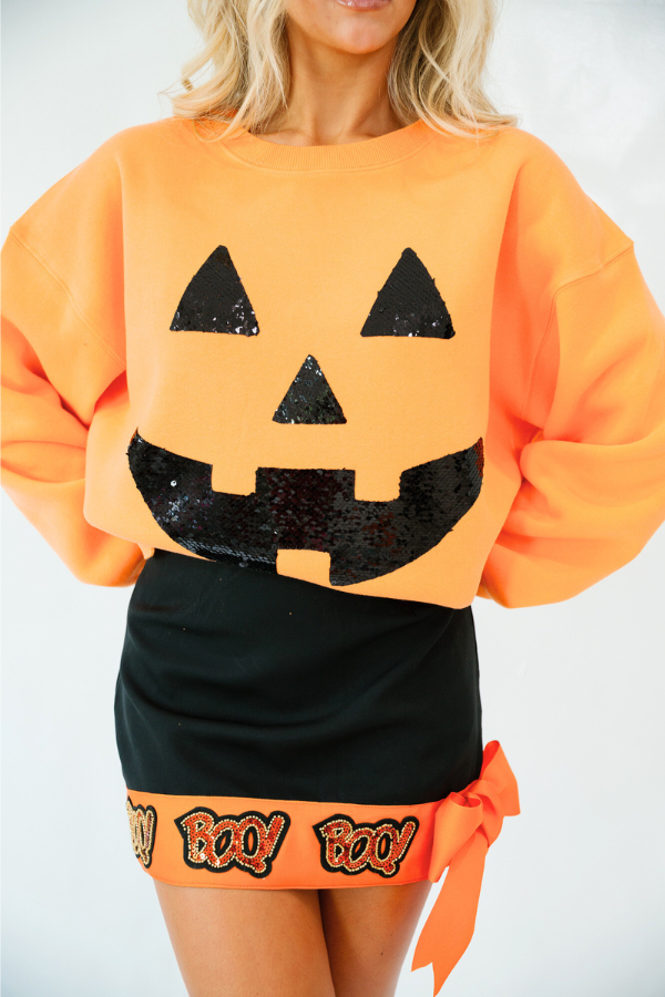 SPOOKY SEASON ORANGE PULLOVER PULLOVER Judith March