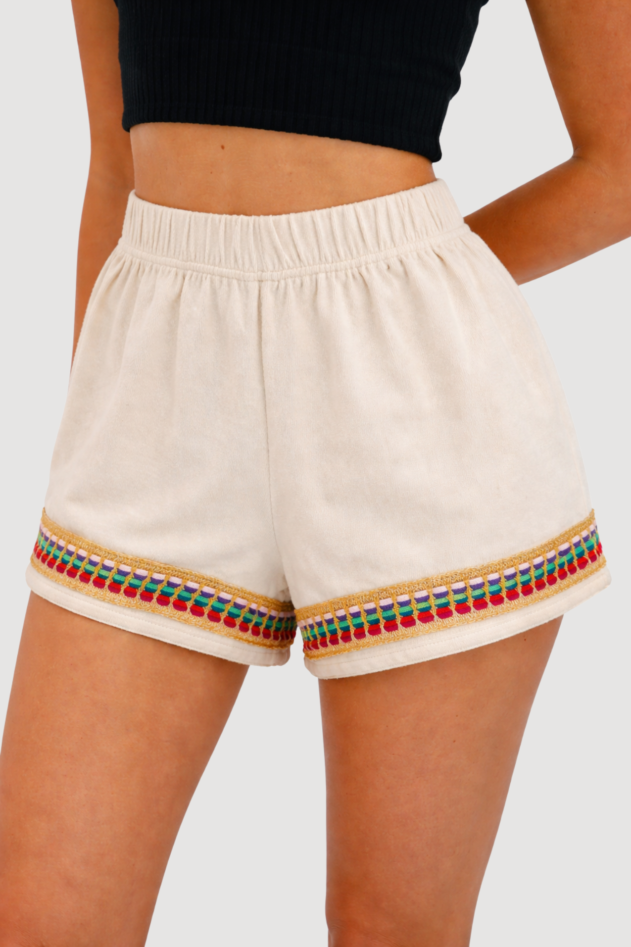 ***AZTEC STRETCH SHORTS - MEDIUM TEE Judith March