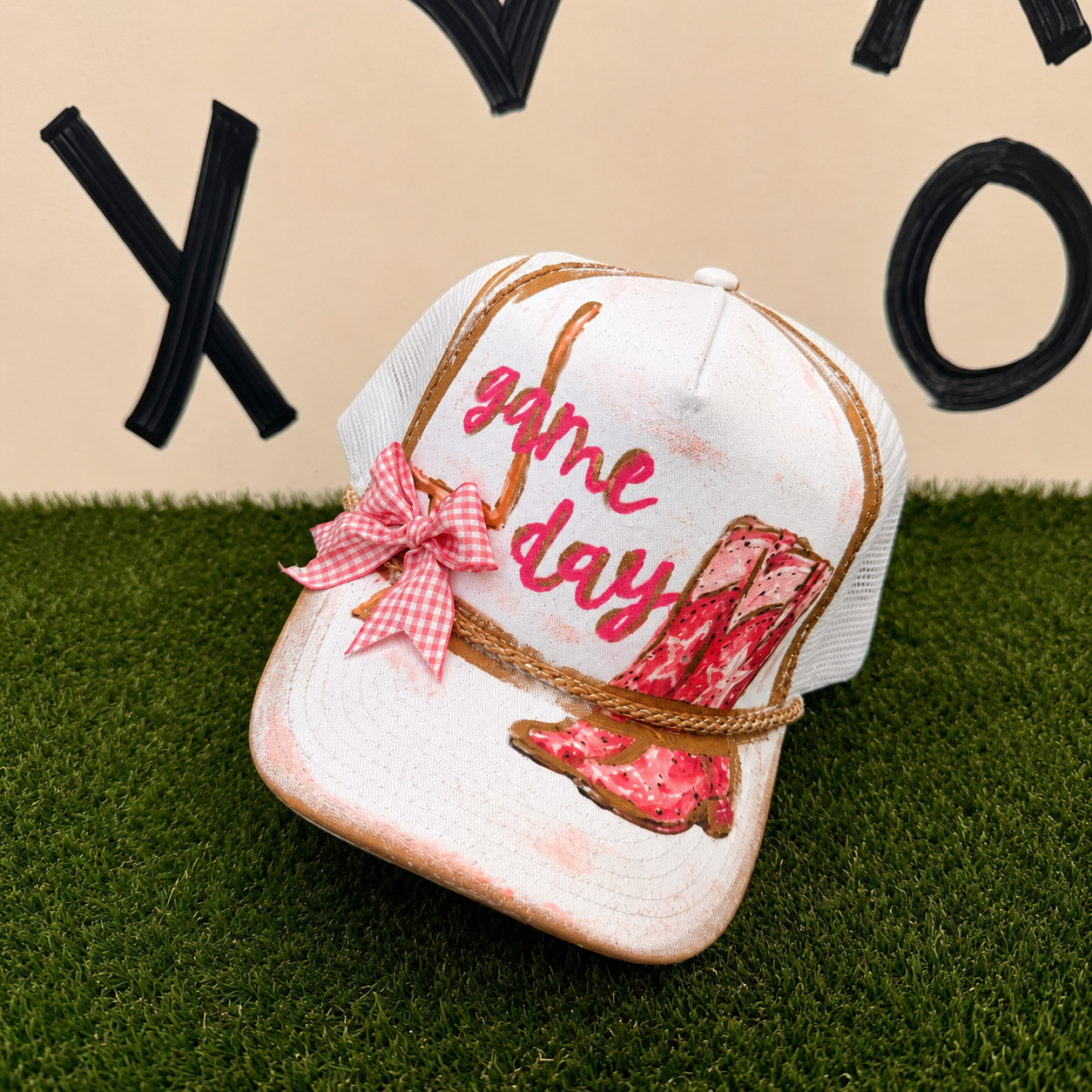 WESTERN GAMEDAY WHITE TRUCKER HAT