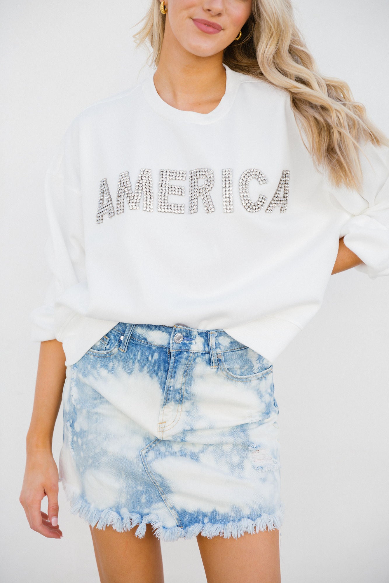 *ACID WASH DENIM SKIRT - SMALL TEE Judith March