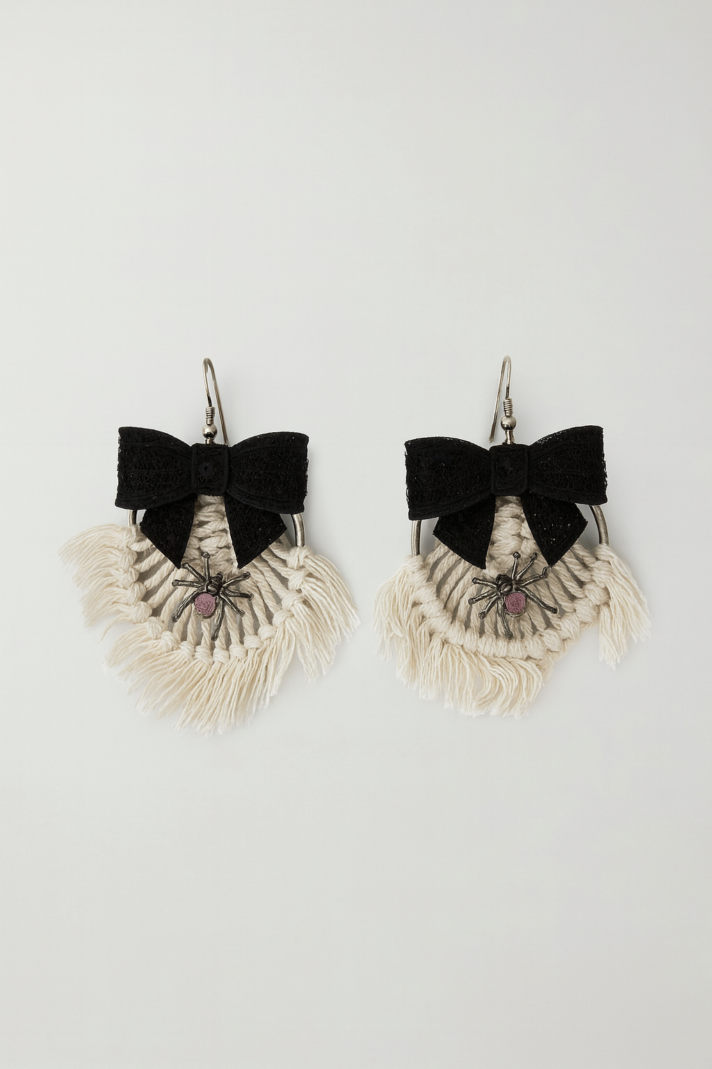 SPOOKY BOW EARRINGS earrings Judith March