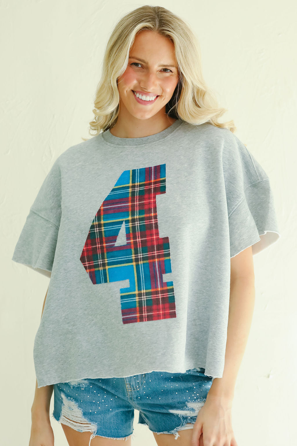 *PLAID #4 GREY SLEEVELESS PULLOVER - SMALL PULLOVER Judith March