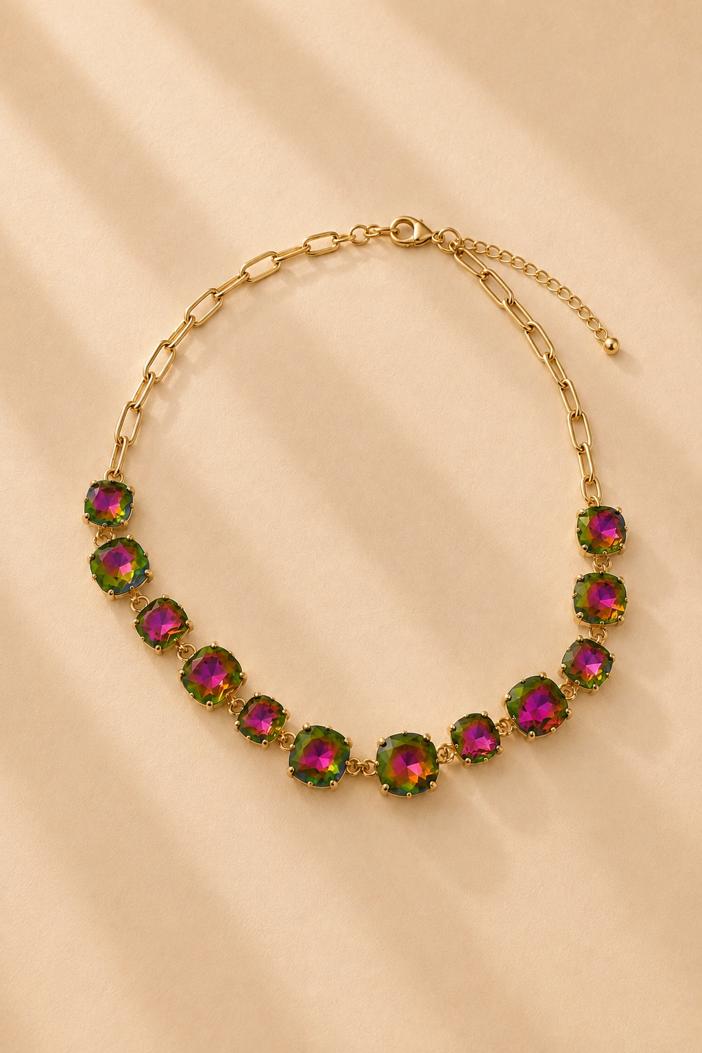 THE GLAMOUR GIRL STATEMENT NECKLACE