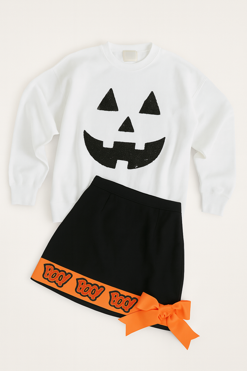 HALLOWEEN PULLOVERS Judith March WHITE SMALL