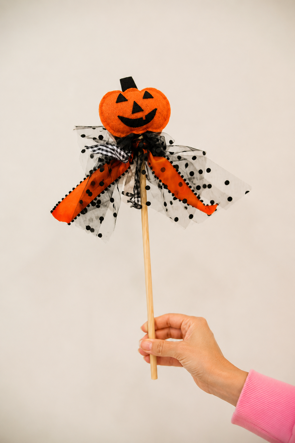 MINI KIDS HALLOWEEN WANDS PULLOVER Judith March