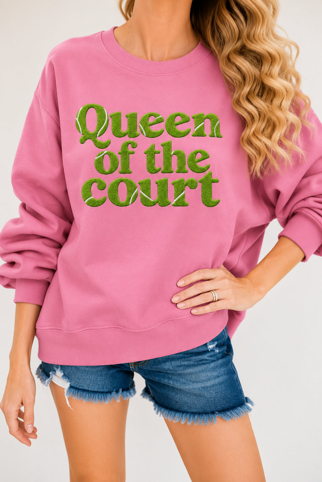 *QUEEN OF THE COURT PINK PULLOVER - MEDIUM SWEATER Judith March