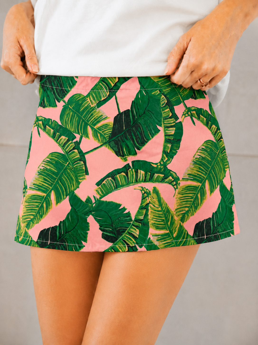 ***PALM TREE ZIPPER SKIRT - SMALL TEE Judith March