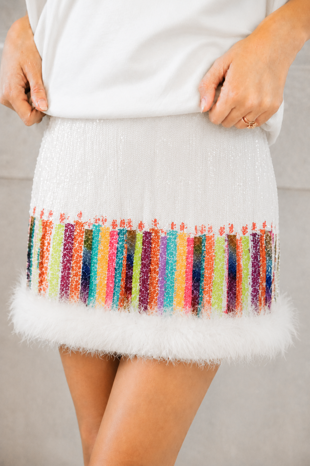 *BIRTHDAY CANDLE WHITE SEQUIN SKIRT - SMALL TEE Judith March